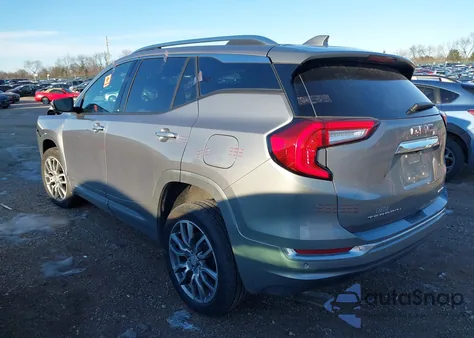 2024 GMC Terrain Awd Denali z USA, uszkodzony, nr VIN 3GKALXEG4RL142270